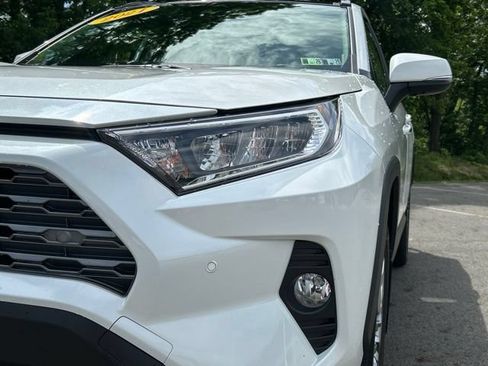 Used 2021 Toyota RAV4 Limited AWD/4WD image 10