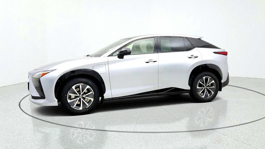 Used 2023 Lexus RZ 450e Premium w/ Technology Package AWD/4WD image 8
