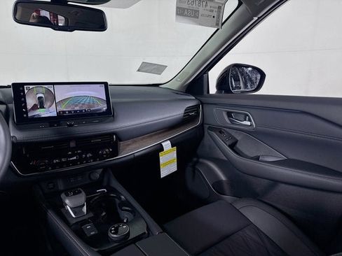 New 2026 Nissan Rogue Platinum w/ Tech Package image 22