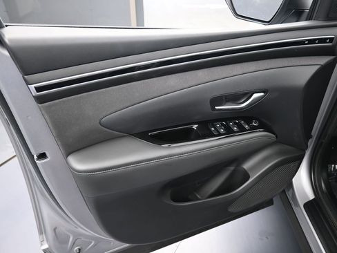 Used 2022 Hyundai Tucson Limited w/ Cargo Package image 16