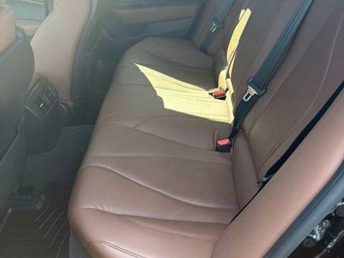 Used 2022 Acura TLX w/ Technology Package FWD image 8