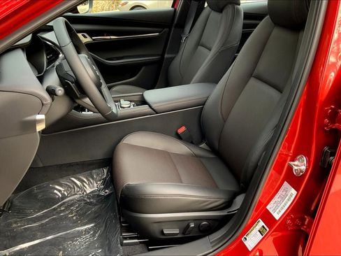 Used 2025 MAZDA MAZDA3 2.5 Turbo Sedan w/Premium Plus image 18