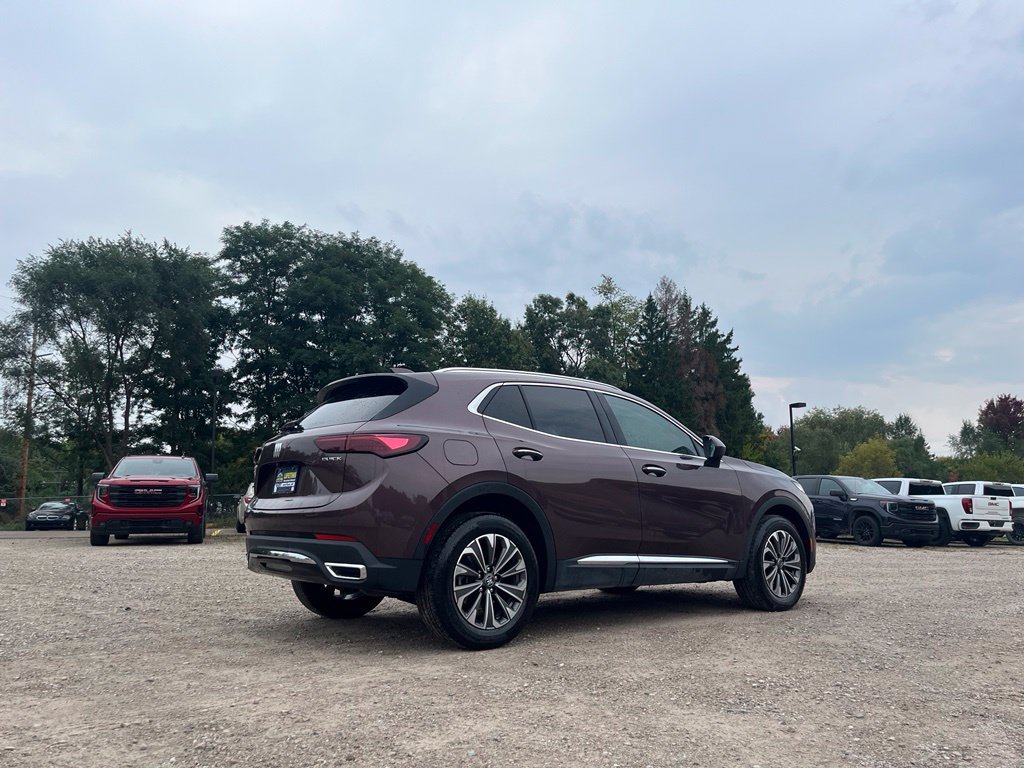 Used 2025 Buick Envision Preferred AWD/4WD image 5