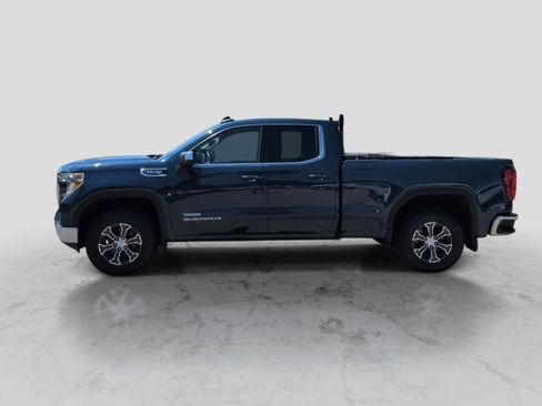 Used 2020 GMC Sierra 1500 SLE w/ X31 Off-Road Package AWD/4WD image 5