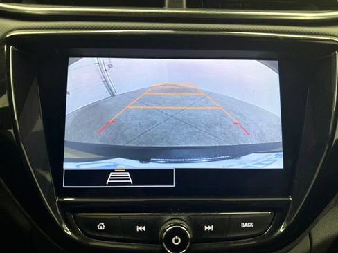 Used 2023 Chevrolet TrailBlazer RS w/ Sun and Liftgate Package FWD image 28