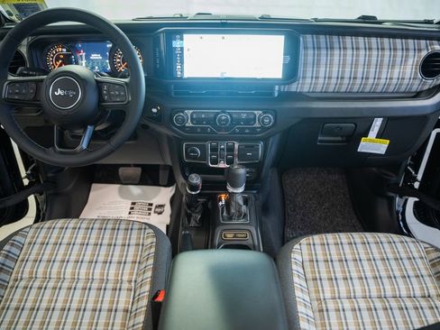 New 2026 Jeep Gladiator Sport AWD/4WD image 21