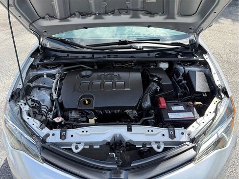 Used 2019 Toyota Corolla LE FWD image 35