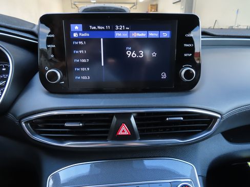 Used 2022 Hyundai Santa Fe SE image 24