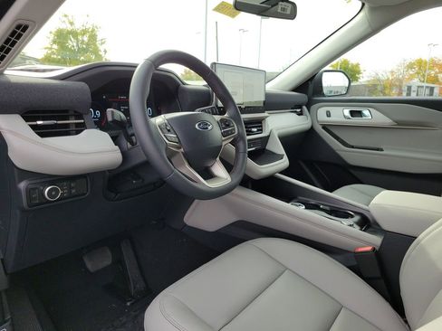 New 2026 Ford Explorer Active image 20