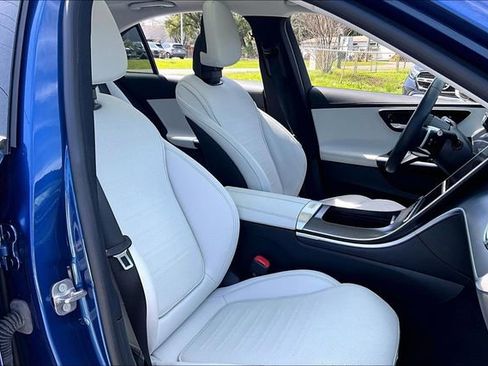 Used 2024 Mercedes-Benz C 300 Sedan image 30