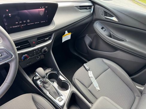 New 2026 Buick Encore GX Preferred w/ Advanced Technology Package image 26