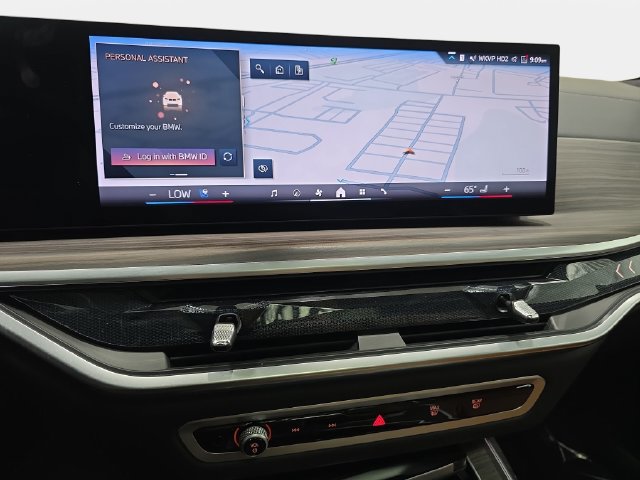 Certified 2025 BMW X7 xDrive40i w/ M Sport Package AWD/4WD image 16