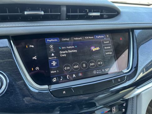 Used 2024 Cadillac XT6 Premium Luxury w/ Technology Package AWD/4WD image 16