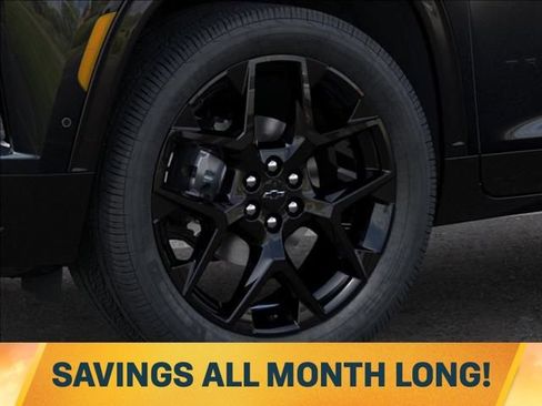 New 2026 Chevrolet Traverse RS w/ LPO, Floor Liner Package AWD/4WD image 9