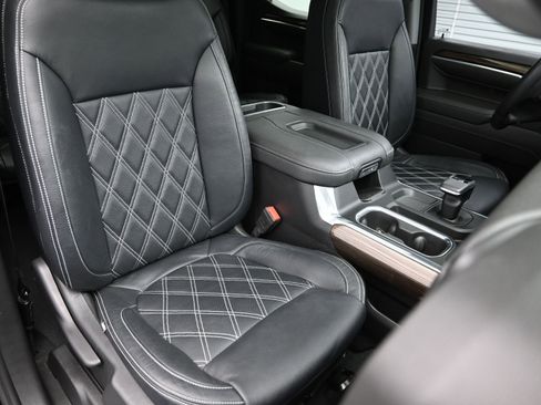 Used 2022 Chevrolet Silverado 1500 RST w/ All Star Edition Plus image 42