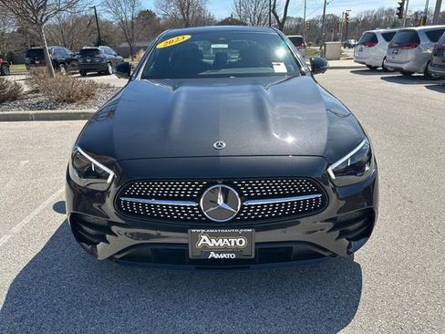 Used 2023 Mercedes-Benz E 350 4MATIC Sedan image 3