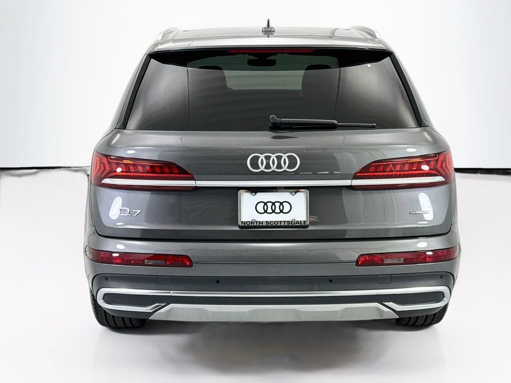 Used 2022 Audi Q7 3.0T Premium Plus w/ Premium Plus Package AWD/4WD image 6