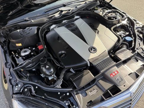 Used 2013 Mercedes-Benz E 350 BlueTEC Sedan image 25