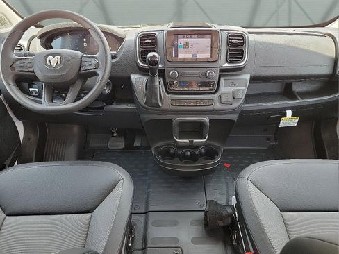 New 2025 RAM ProMaster 2500 w/ Quick Order Package 22G SLT image 7