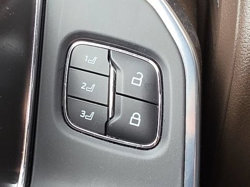 Used 2025 Ford F150 King Ranch w/ FX4 Off-Road Package AWD/4WD image 17