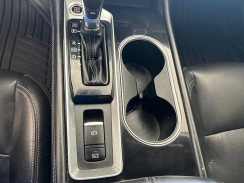 Used 2020 Nissan Altima 2.5 SL FWD image 51