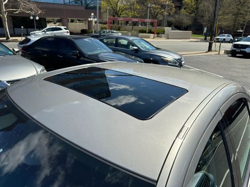 Used 2003 Mercedes-Benz E 320 Sedan image 22