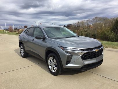 Used 2024 Chevrolet Trax LS w/ Driver Confidence Package