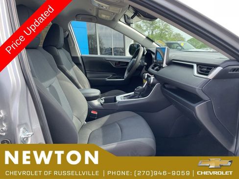 Used 2025 Toyota RAV4 LE FWD image 25