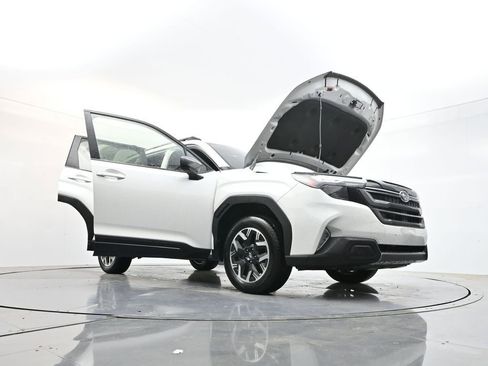 Used 2025 Subaru Forester Premium w/ Convenience Package #1 AWD/4WD image 36