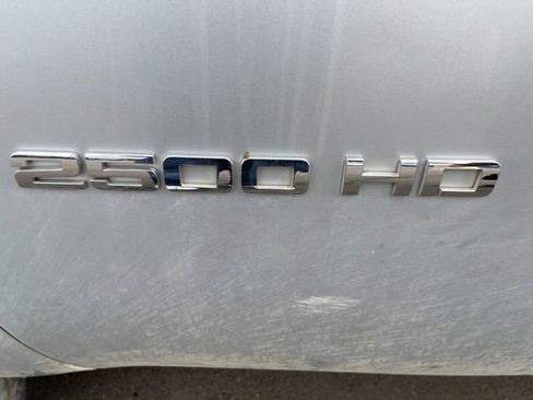 Used 2013 Chevrolet Silverado 2500 LT w/ Interior Plus Package image 5