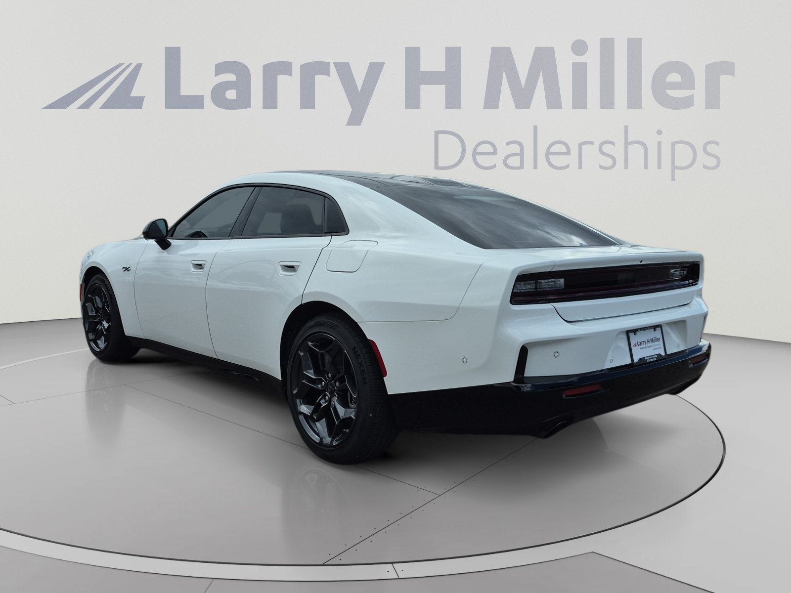 Used 2026 Dodge Charger R/T AWD/4WD image 3