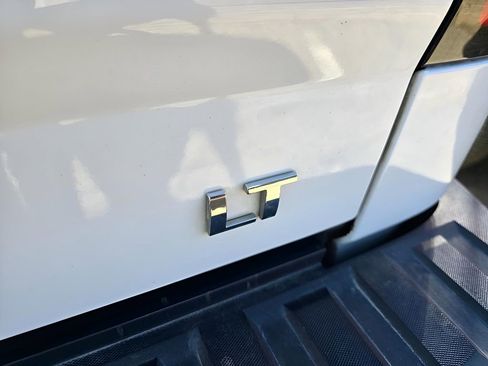 Used 2017 Chevrolet Silverado 1500 LT w/ All Star Edition image 30