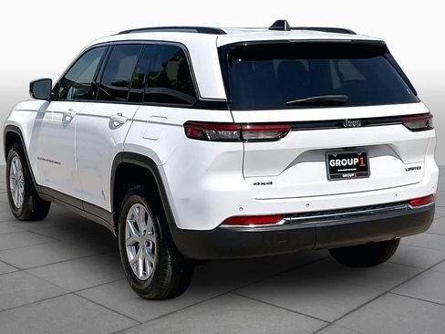 Used 2023 Jeep Grand Cherokee Limited AWD/4WD image 12