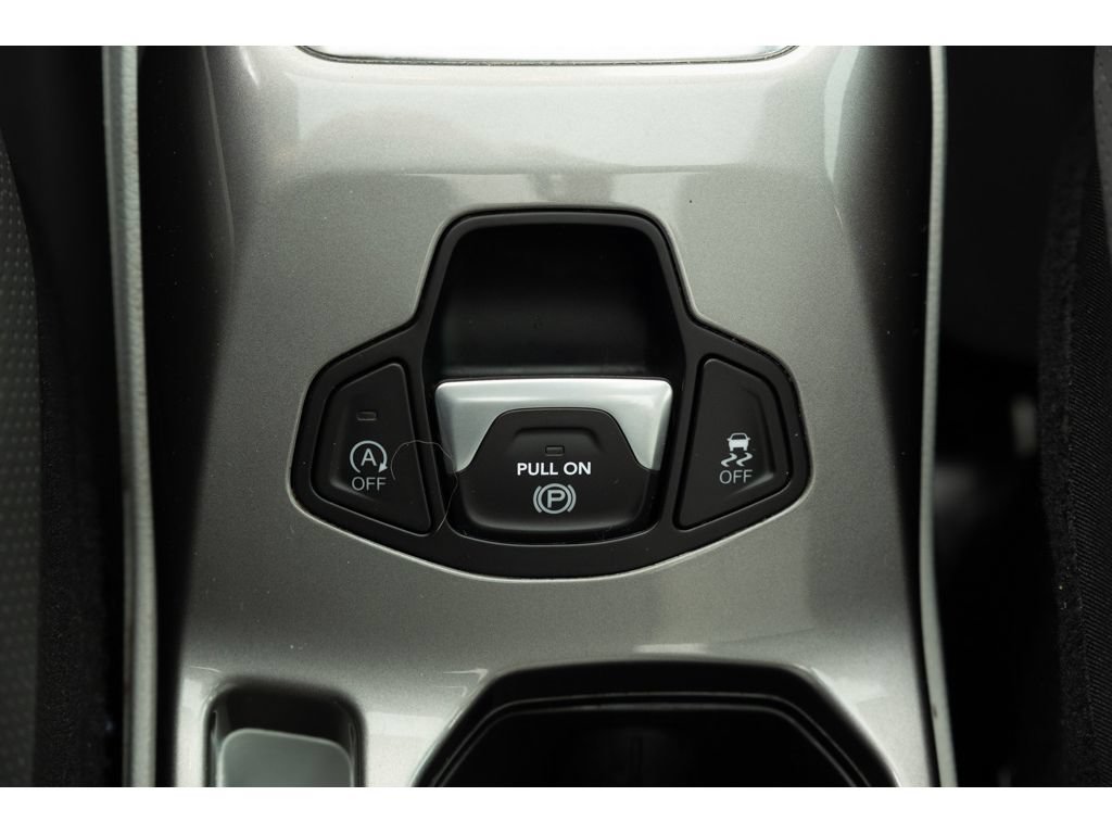 Used 2022 Jeep Renegade Limited w/ Sun, Sound & Wheels Group AWD/4WD image 28