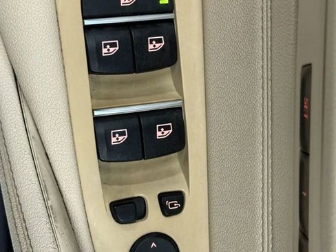 Used 2021 BMW 530i w/ Convenience Package RWD image 24