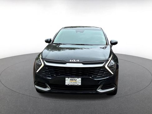 Used 2025 Kia Sportage LX image 2