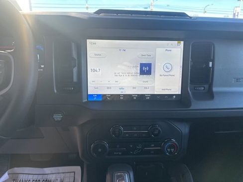 New 2025 Ford Bronco Badlands image 21