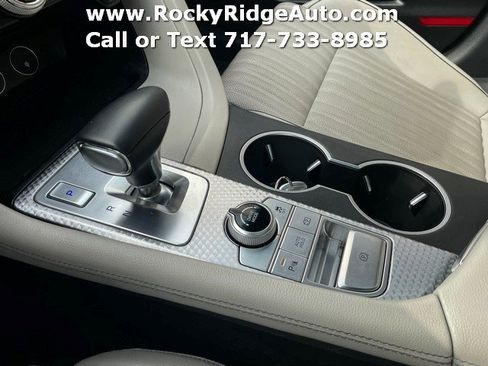 Used 2023 Genesis G70 3.3T w/ Sport Advanced Package image 18