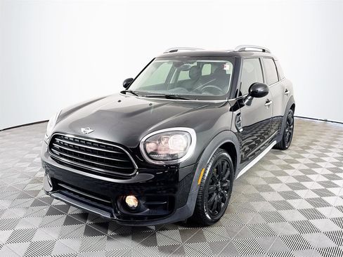 Used 2018 MINI Cooper Countryman image 1