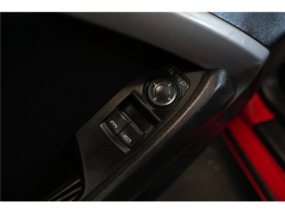 Used 2017 Chevrolet Camaro SS RWD image 13