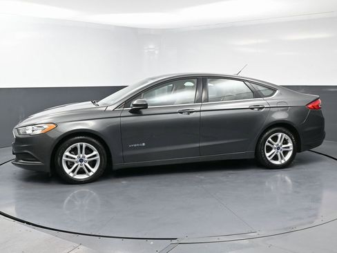 Used 2018 Ford Fusion S image 6
