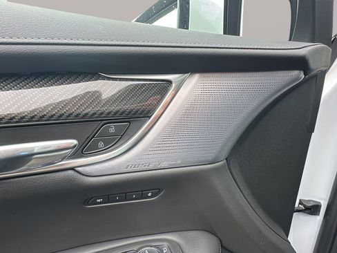 New 2025 Cadillac XT6 Sport w/ Technology Package image 29