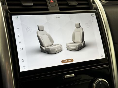 New 2026 Land Rover Discovery S image 19