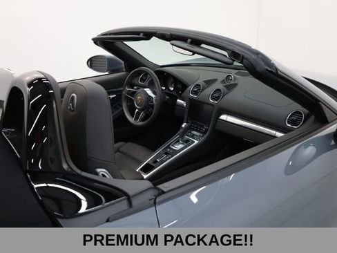 Used 2024 Porsche 718 Boxster S RWD image 11