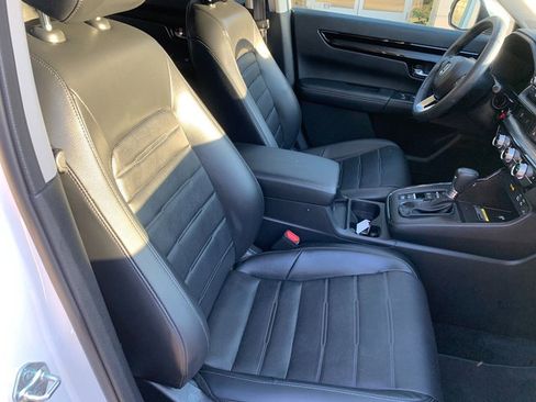 Used 2024 Honda CR-V EX-L image 10