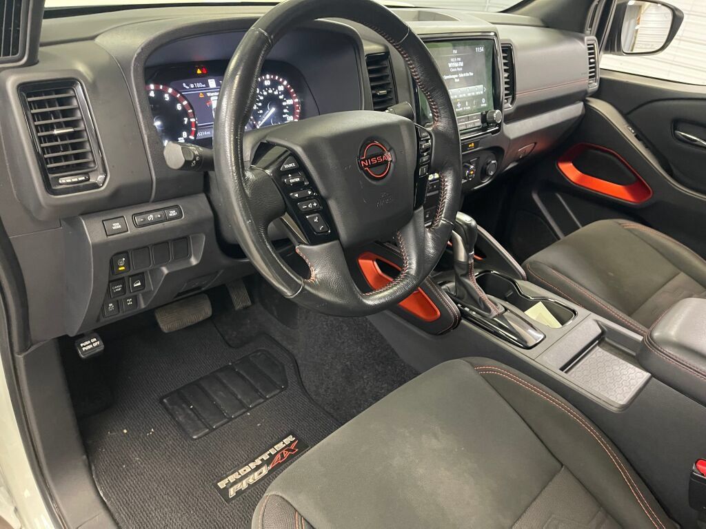 Used 2023 Nissan Frontier PRO-4X w/ Technology Package AWD/4WD image 5