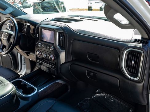 Used 2021 GMC Sierra 2500 Denali w/ Denali Ultimate Package image 18