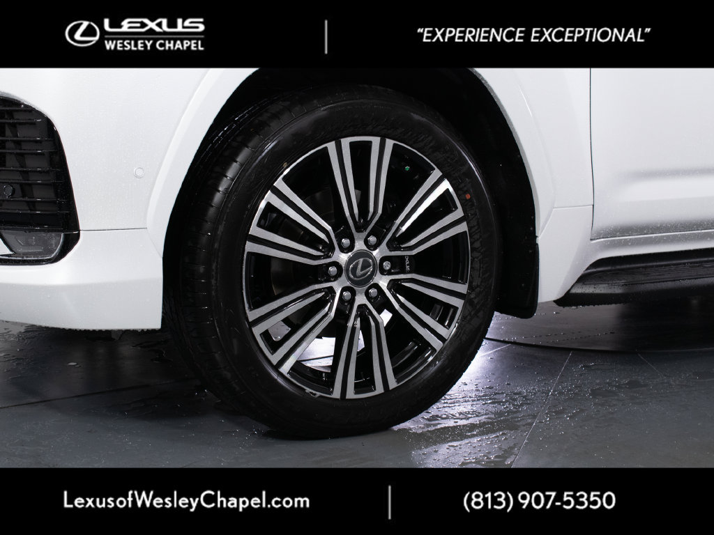 New 2026 Lexus LX 700h Luxury AWD/4WD image 5