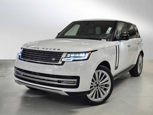 New 2026 Land Rover Range Rover SE image 1