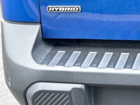 Used 2024 Ford Maverick Lariat FWD image 11